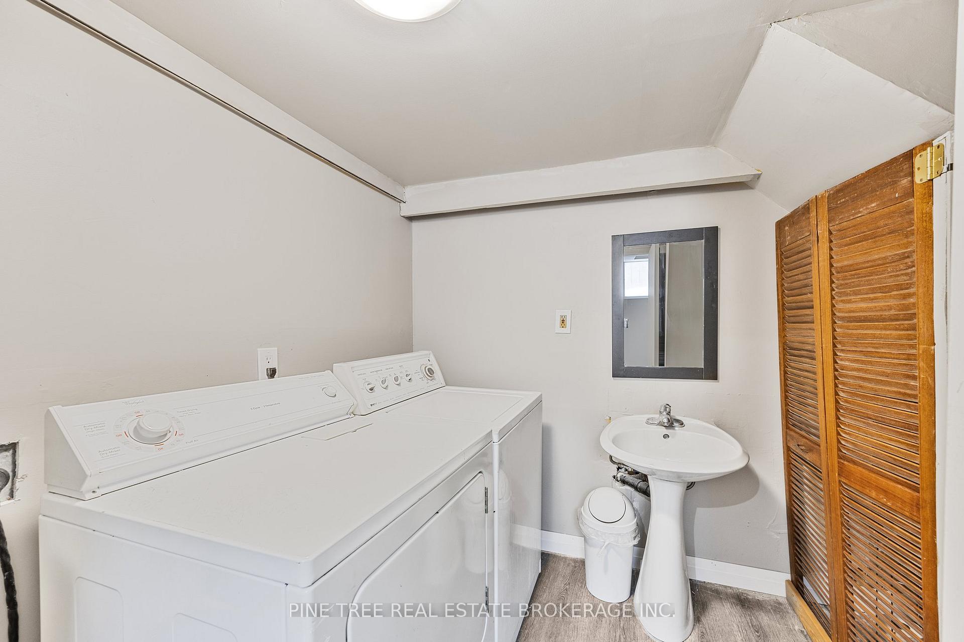 Photo 25 of 50 Melinda Crescent, Barrie, Allandale — HOMEH