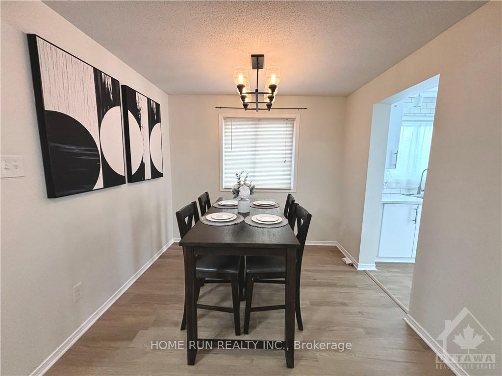 Photo 6 of 86 Peacock Crescent, Ottawa, Barrhaven - Cedargrove/Fraserdale — HOMEH
