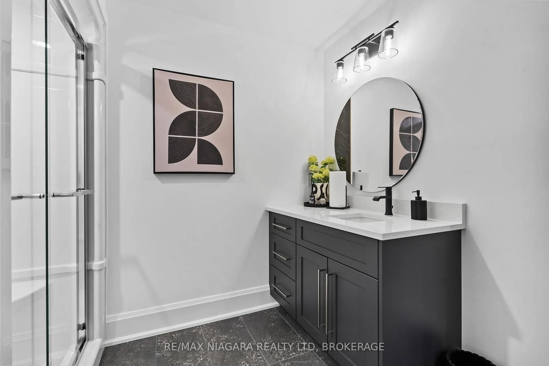 Photo 35 of 2326 Terravita Drive, Niagara Falls, Stamford — HOMEH