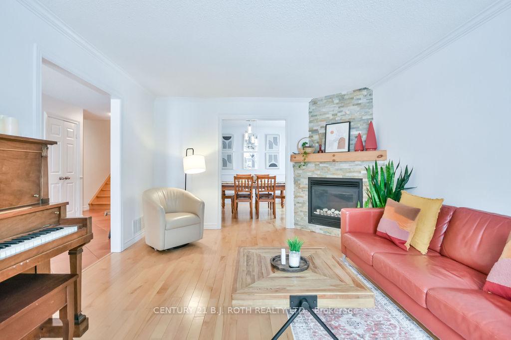 Photo 8 of 14 Gibbon Drive, Barrie, Sunnidale — HOMEH