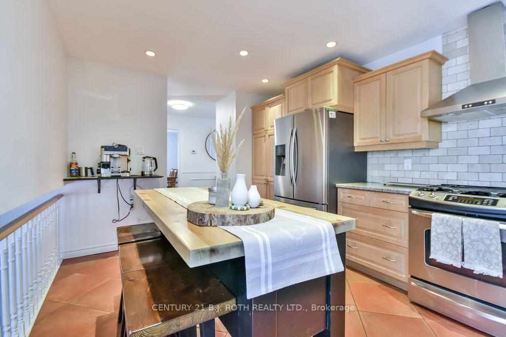 Photo 14 of 14 Gibbon Drive, Barrie, Sunnidale — HOMEH
