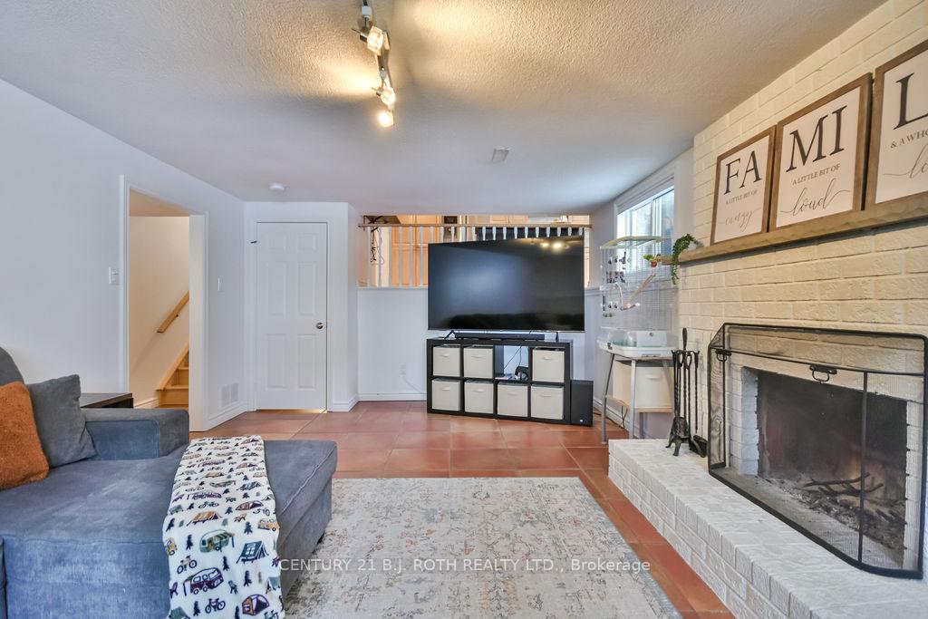 Photo 15 of 14 Gibbon Drive, Barrie, Sunnidale — HOMEH