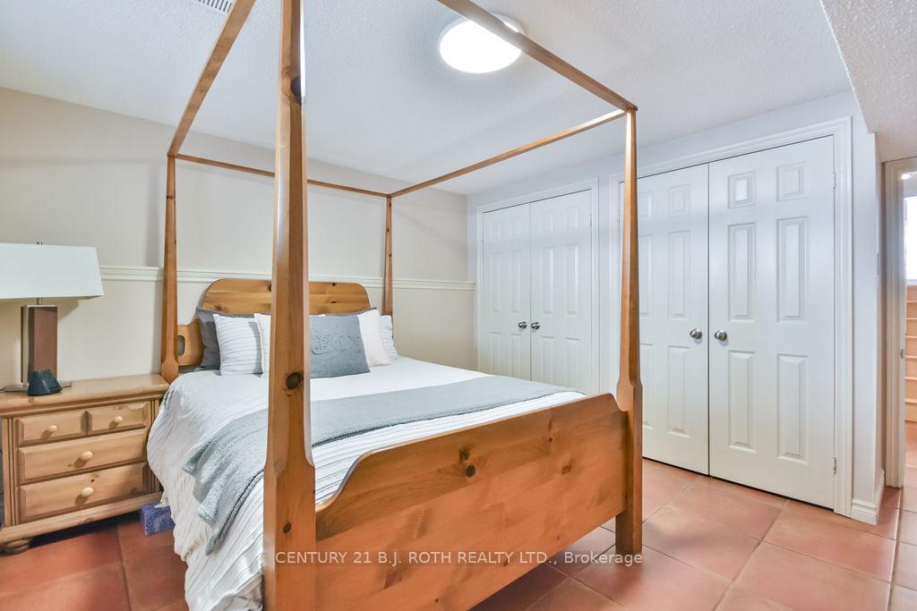 Photo 23 of 14 Gibbon Drive, Barrie, Sunnidale — HOMEH