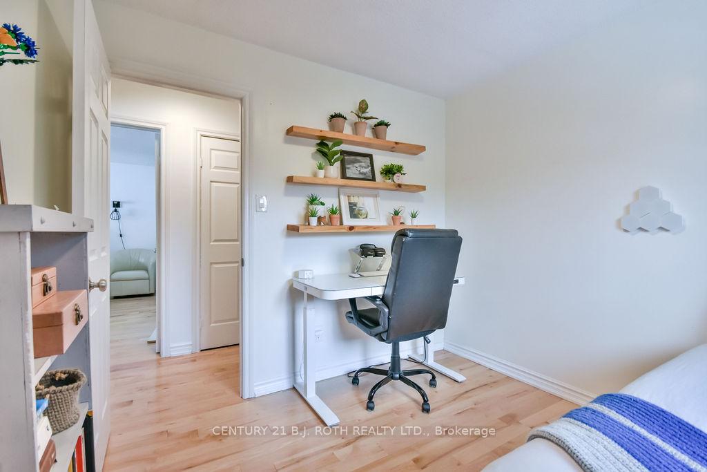 Photo 31 of 14 Gibbon Drive, Barrie, Sunnidale — HOMEH
