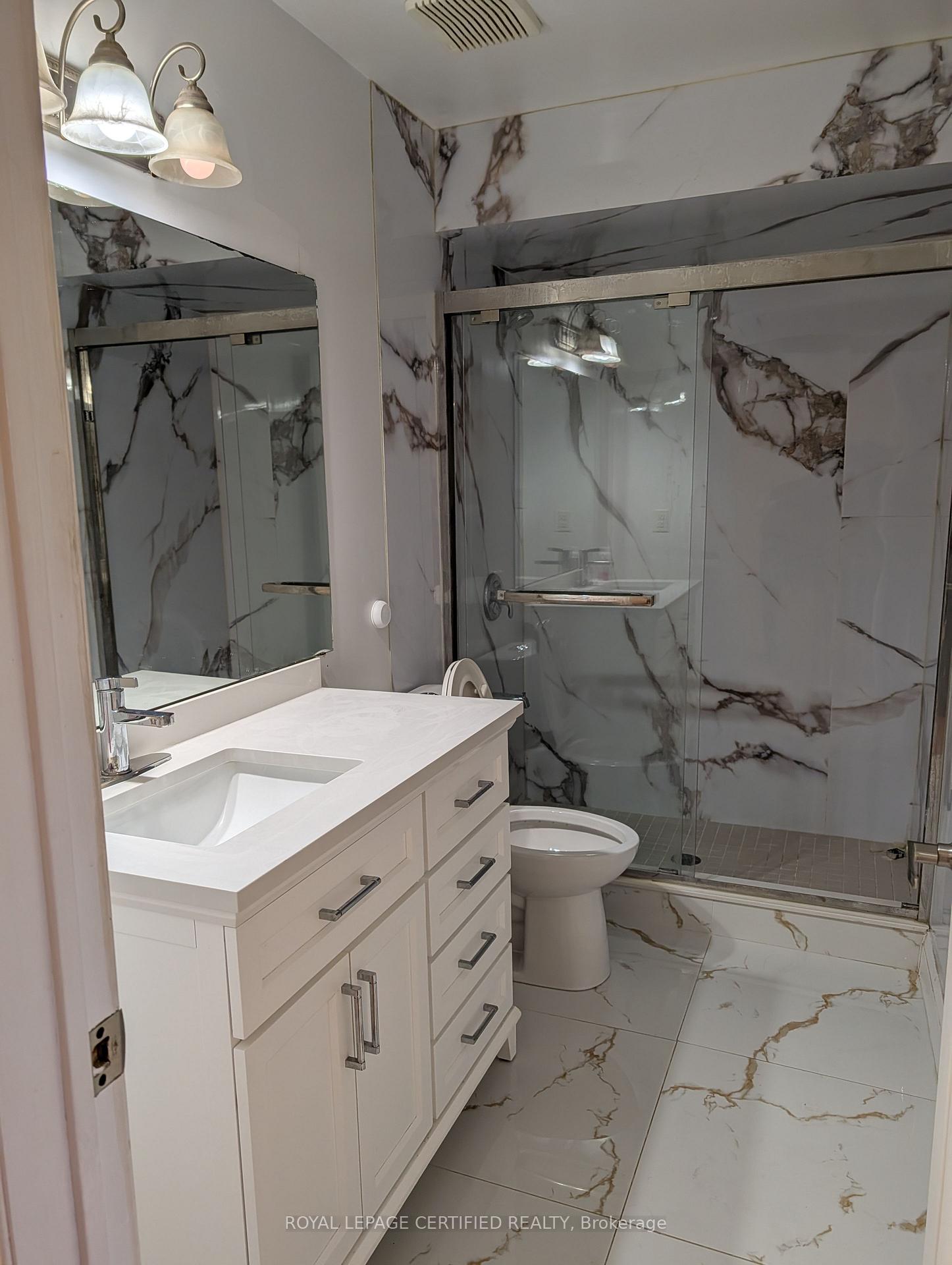 Photo 20 of 94 Millstone Drive, Brampton, Fletcher's Creek South — HOMEH
