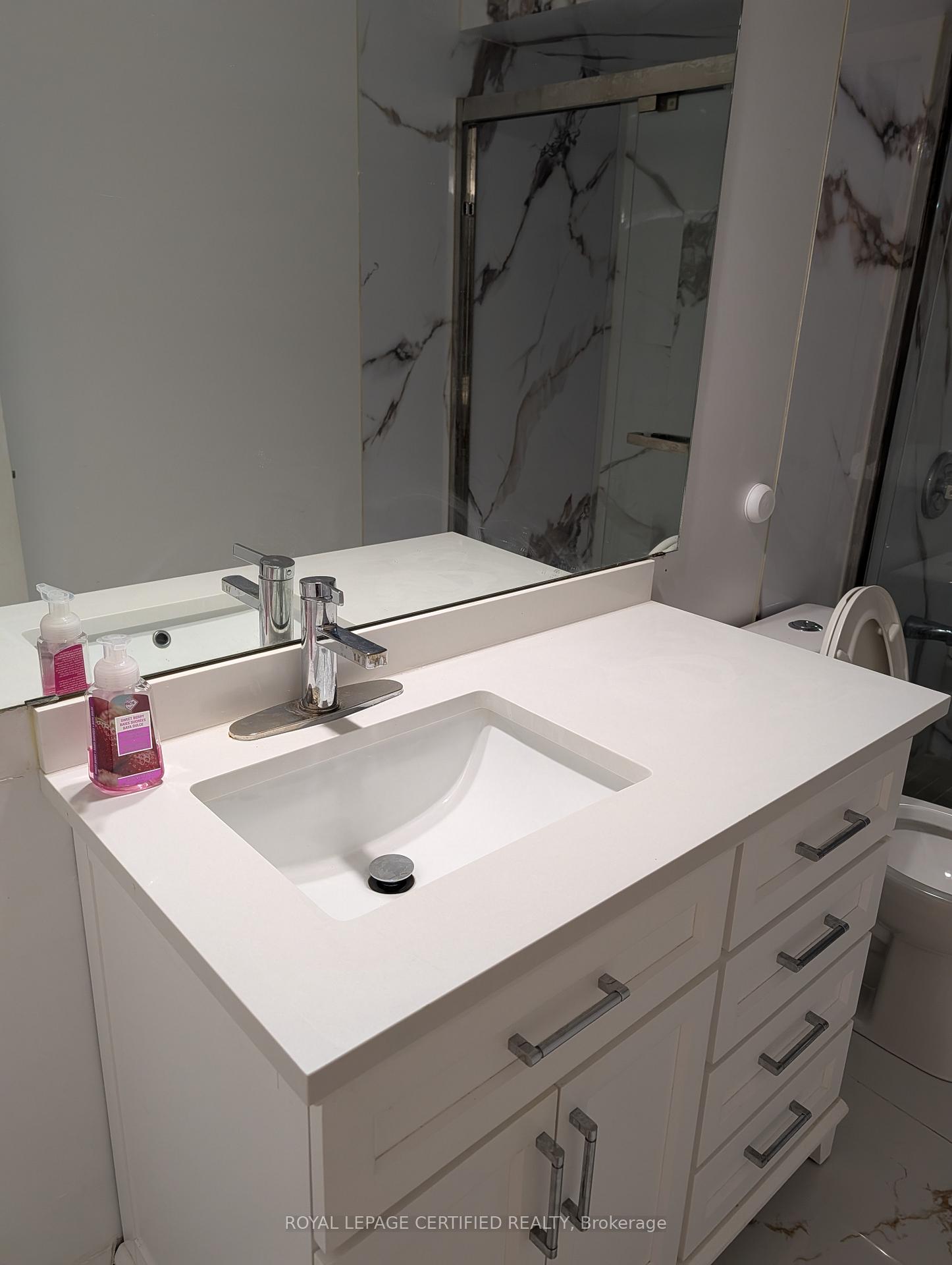 Photo 21 of 94 Millstone Drive, Brampton, Fletcher's Creek South — HOMEH
