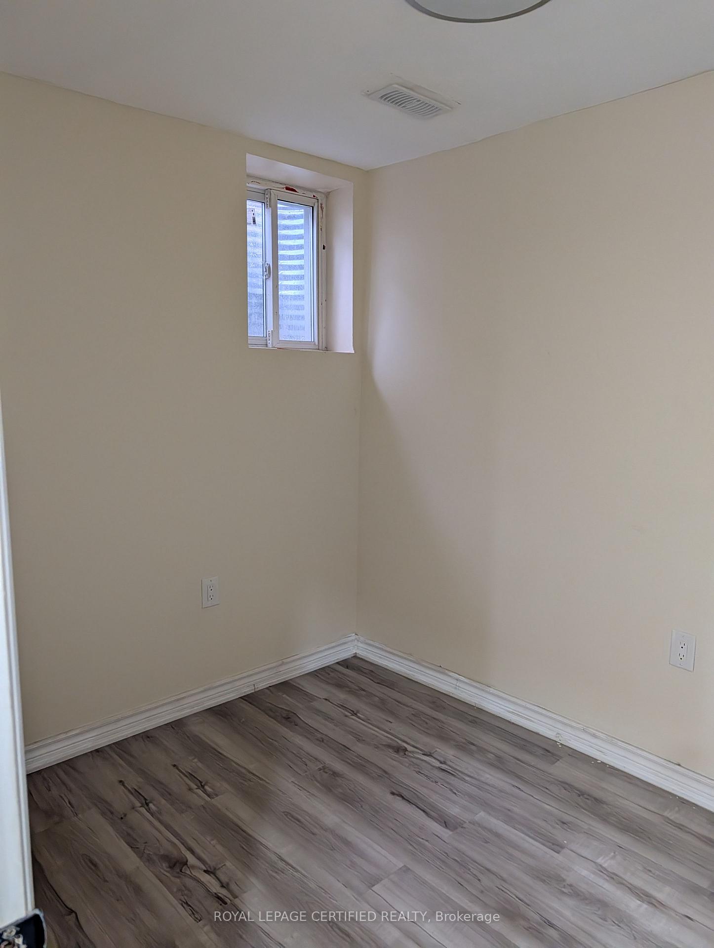 Photo 32 of 94 Millstone Drive, Brampton, Fletcher's Creek South — HOMEH