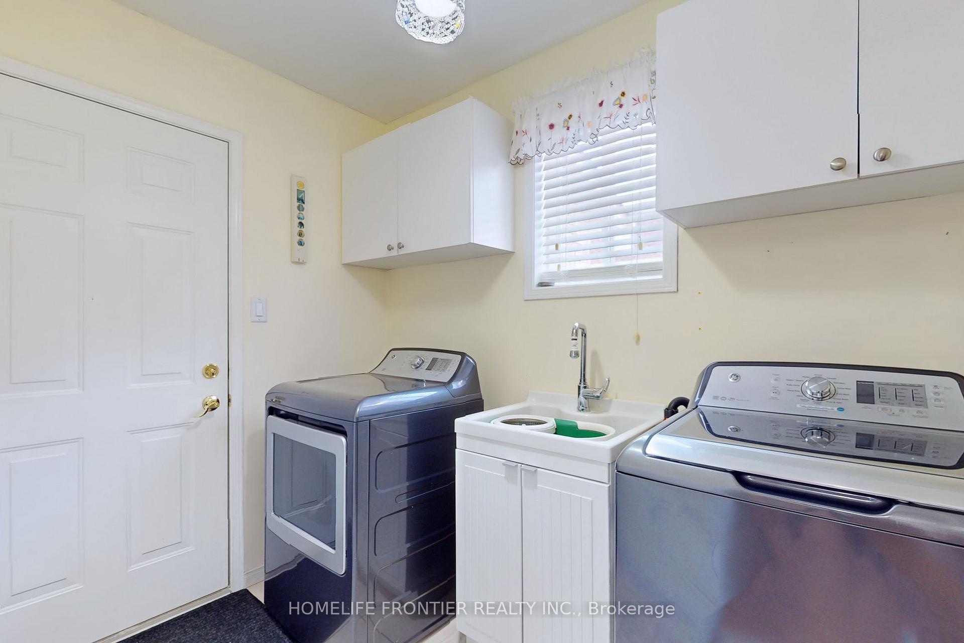 Photo 20 of 48 Patrick Drive, Barrie, Painswick South — HOMEH