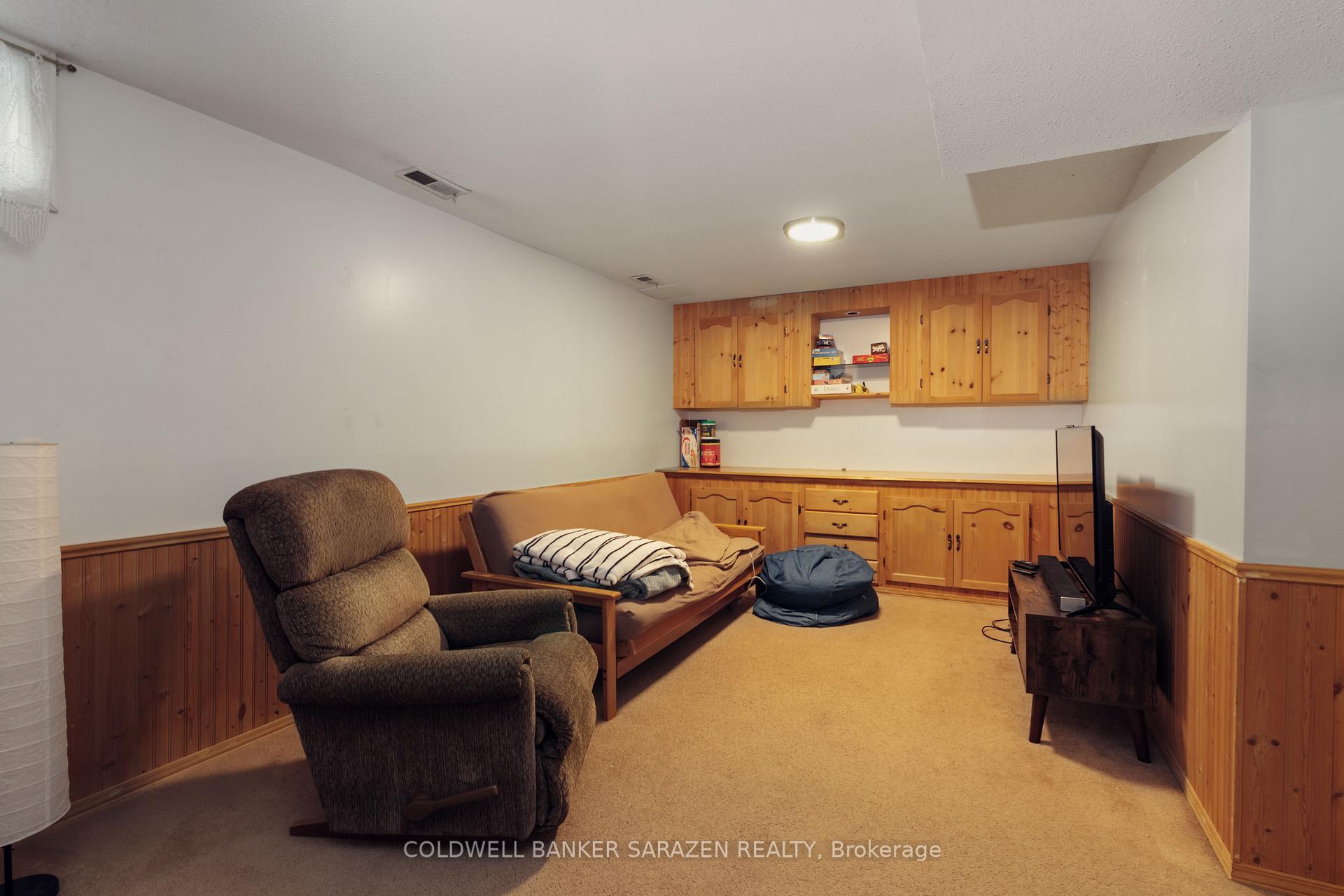 Photo 13 of 1325 Summerville Avenue, Ottawa, Carlington — HOMEH