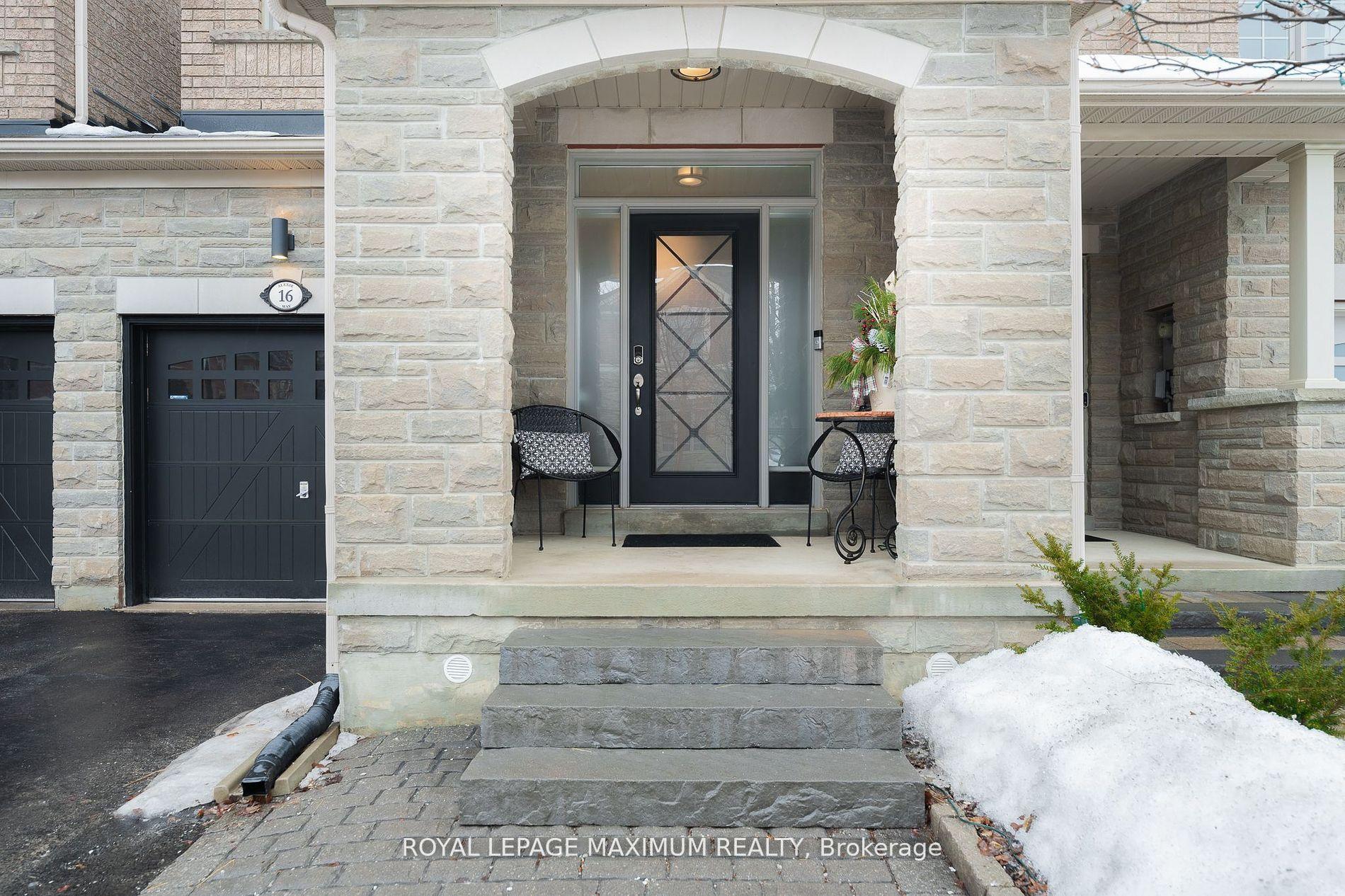 Photo 2 of 16 Alexie Way, Vaughan, Vellore Village — HOMEH