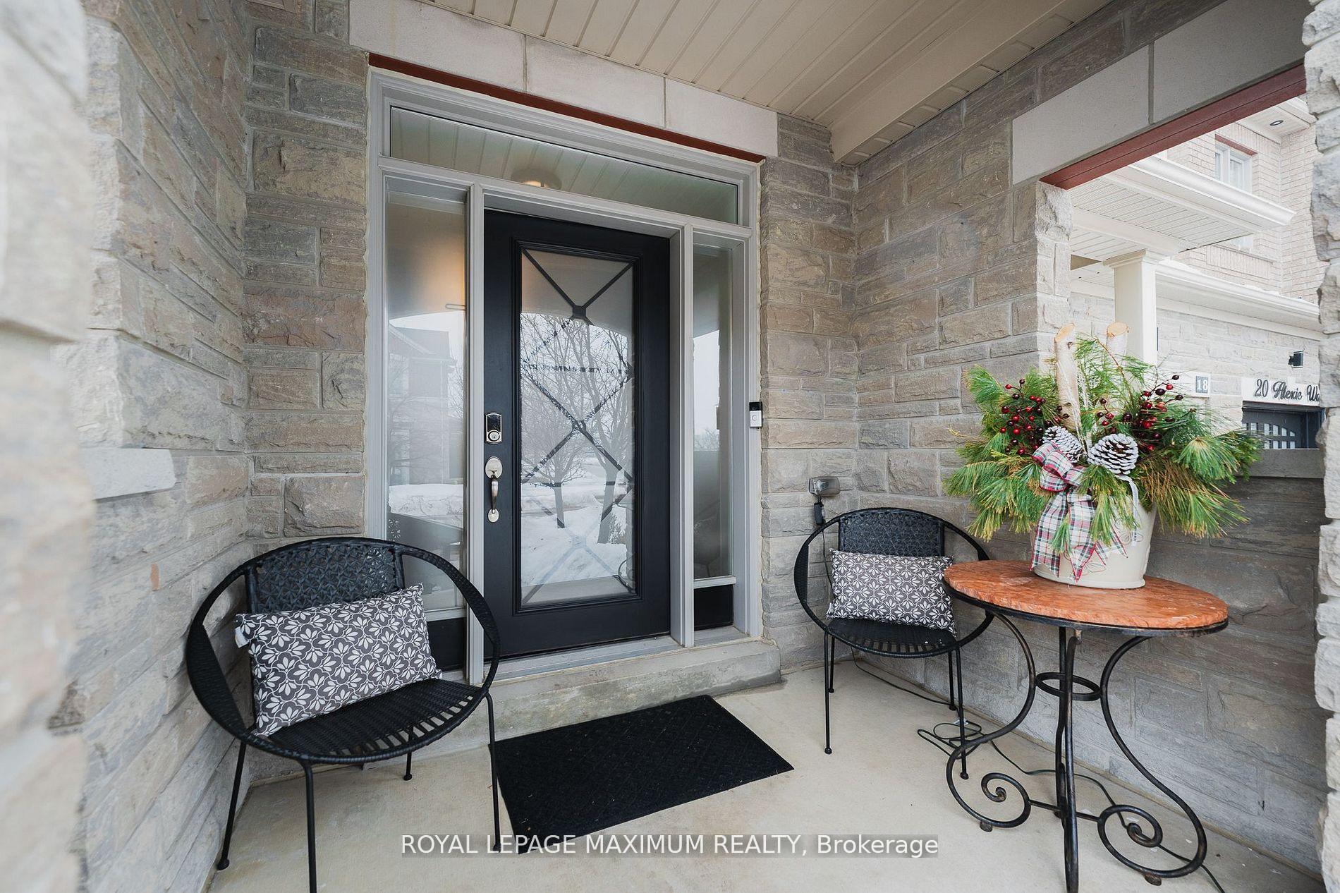 Photo 3 of 16 Alexie Way, Vaughan, Vellore Village — HOMEH