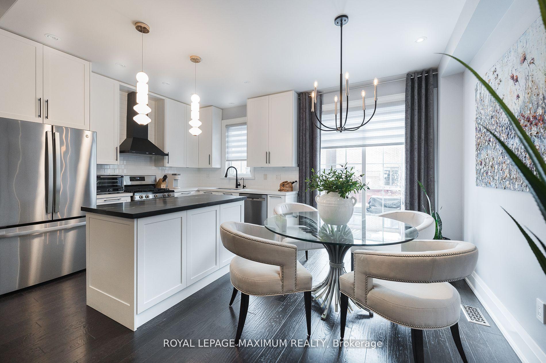 Photo 9 of 16 Alexie Way, Vaughan, Vellore Village — HOMEH