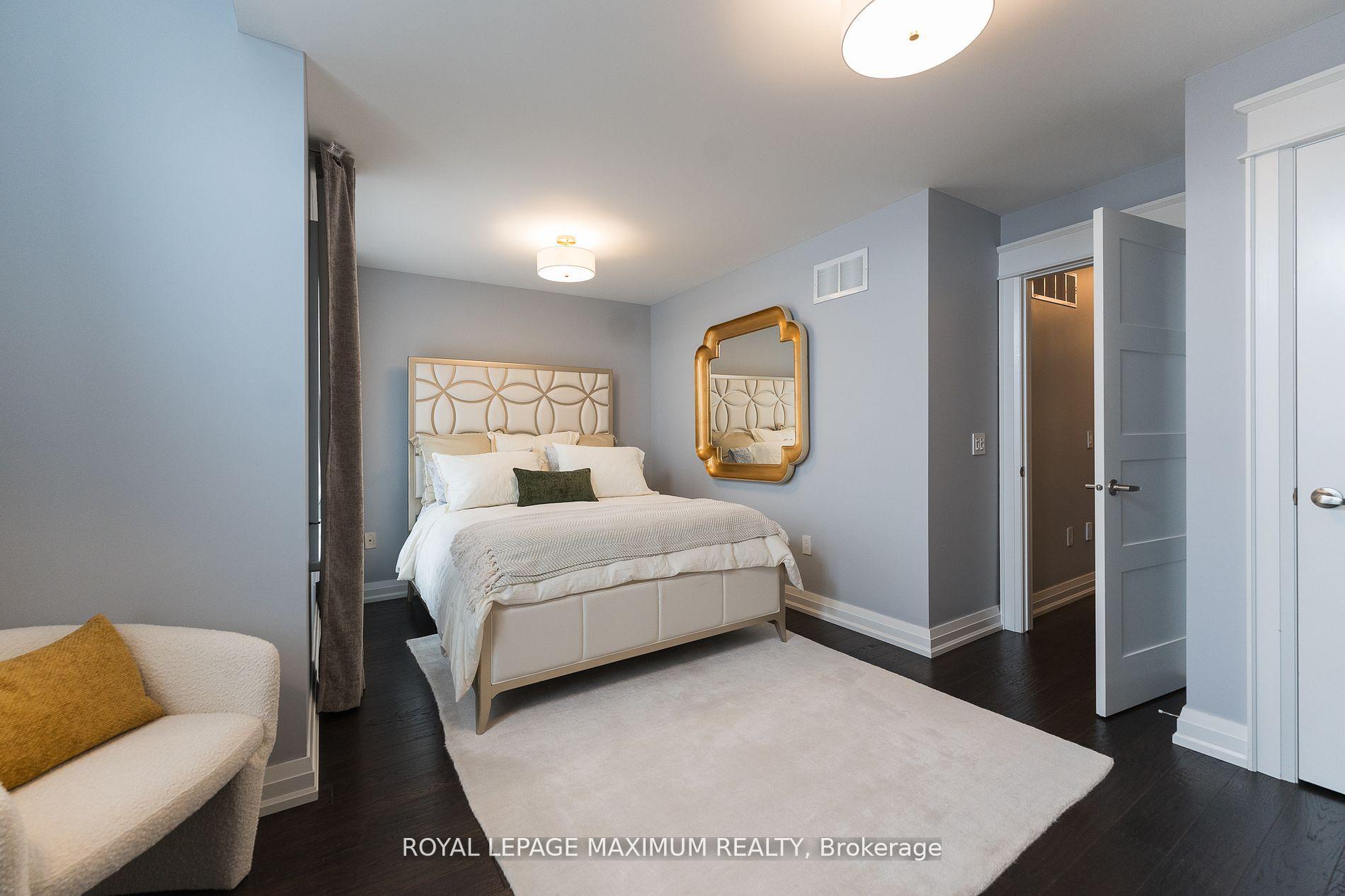 Photo 18 of 16 Alexie Way, Vaughan, Vellore Village — HOMEH