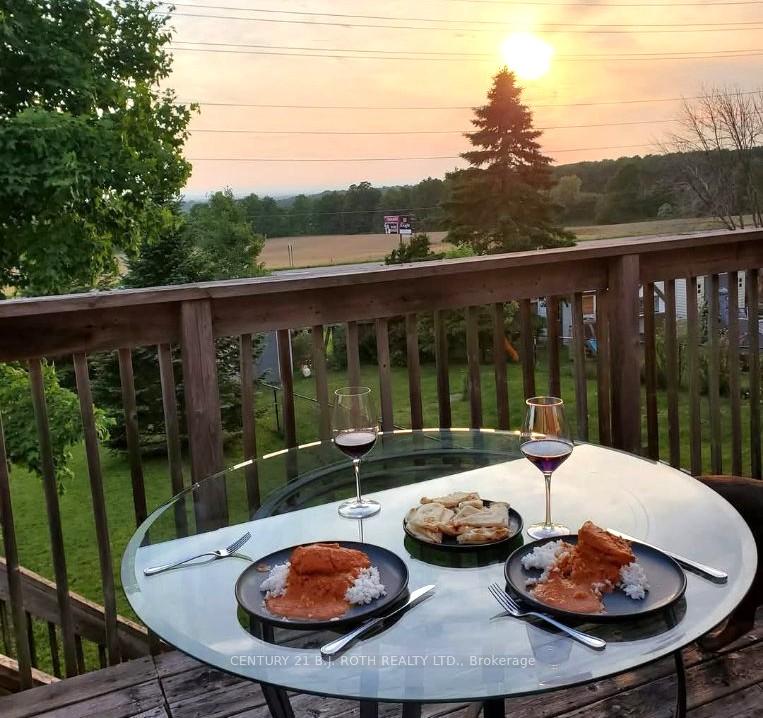 Photo 17 of 36 Sundew Drive, Barrie, Holly — HOMEH