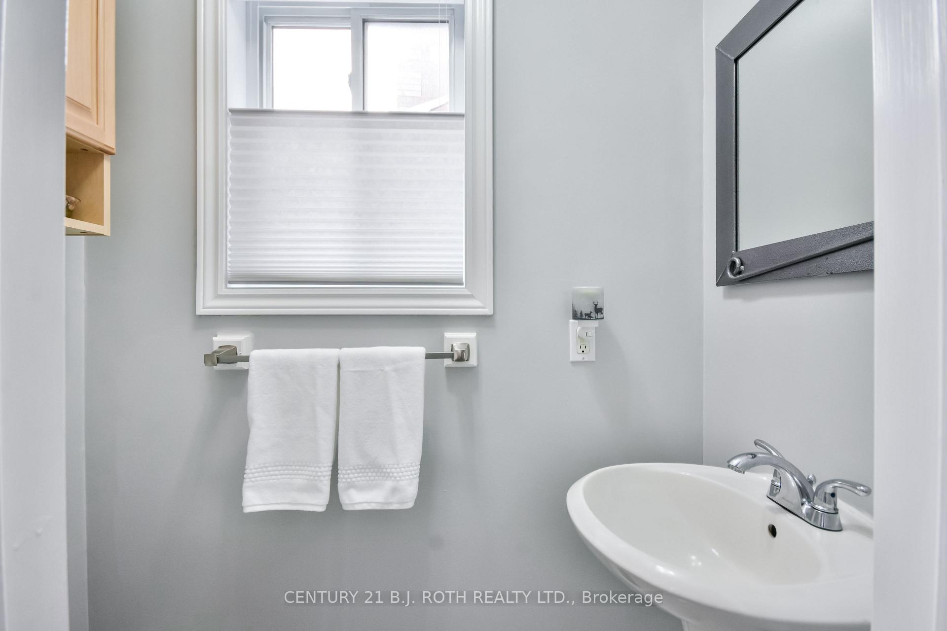 Photo 19 of 36 Sundew Drive, Barrie, Holly — HOMEH