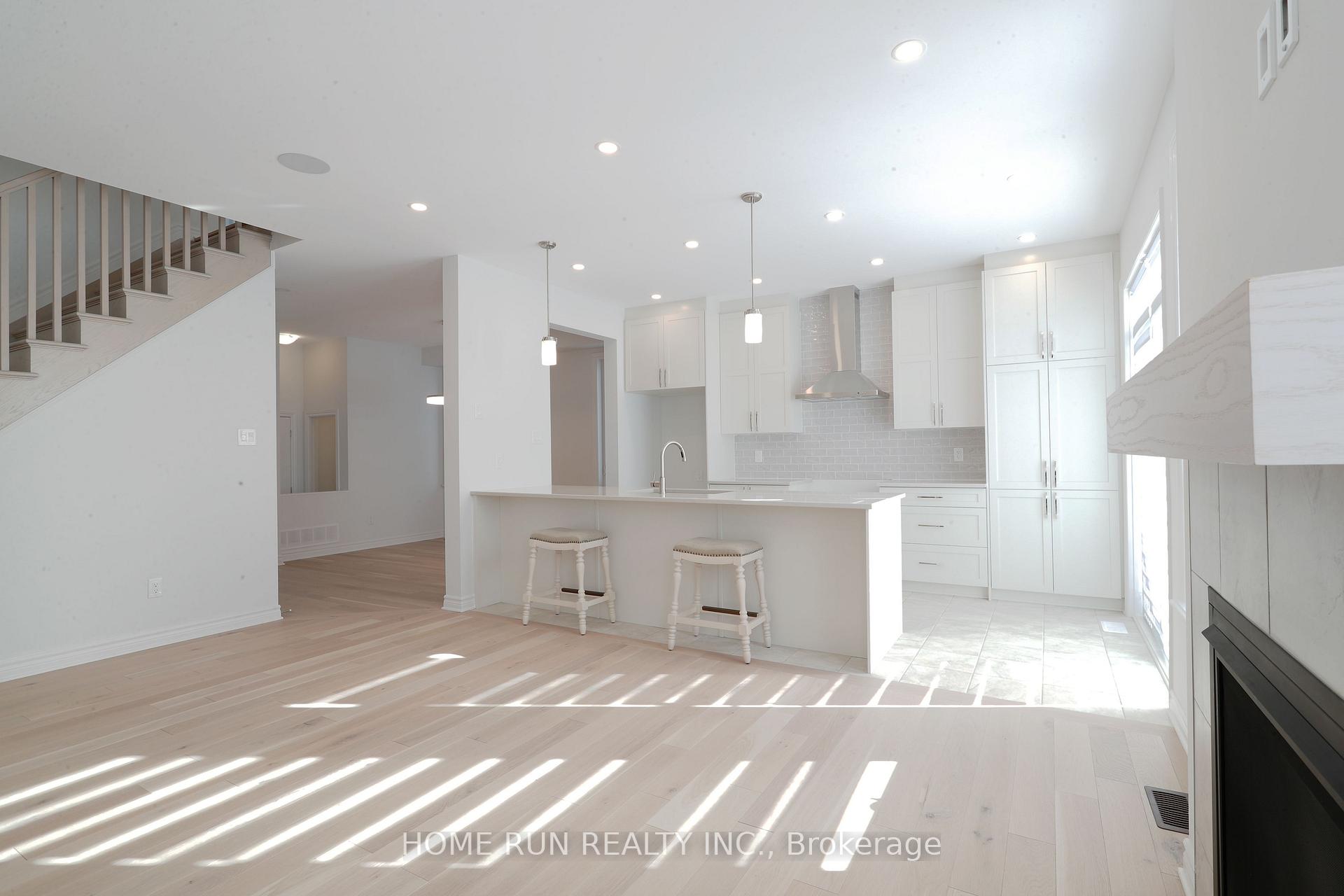 Photo 6 of 862 Atrium Ridge, Ottawa, Riverside South/Gloucester Glen — HOMEH