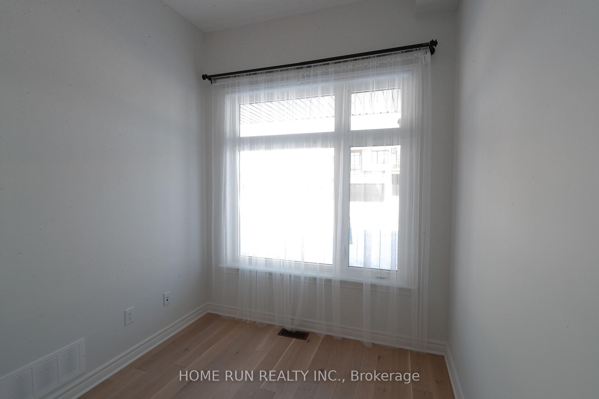 Photo 9 of 862 Atrium Ridge, Ottawa, Riverside South/Gloucester Glen — HOMEH