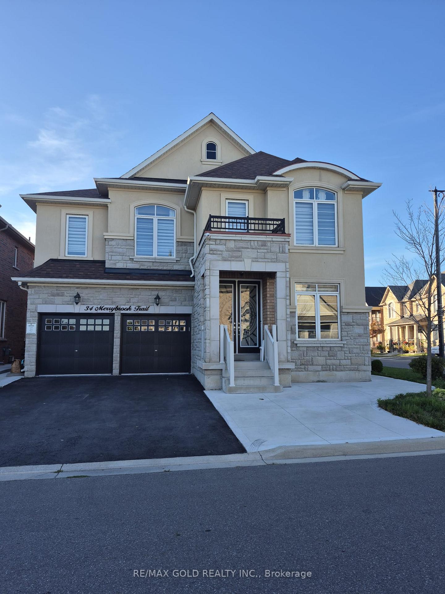 Photo 1 of 34 Merrybrook Trail, Brampton, Northwest Brampton — HOMEH