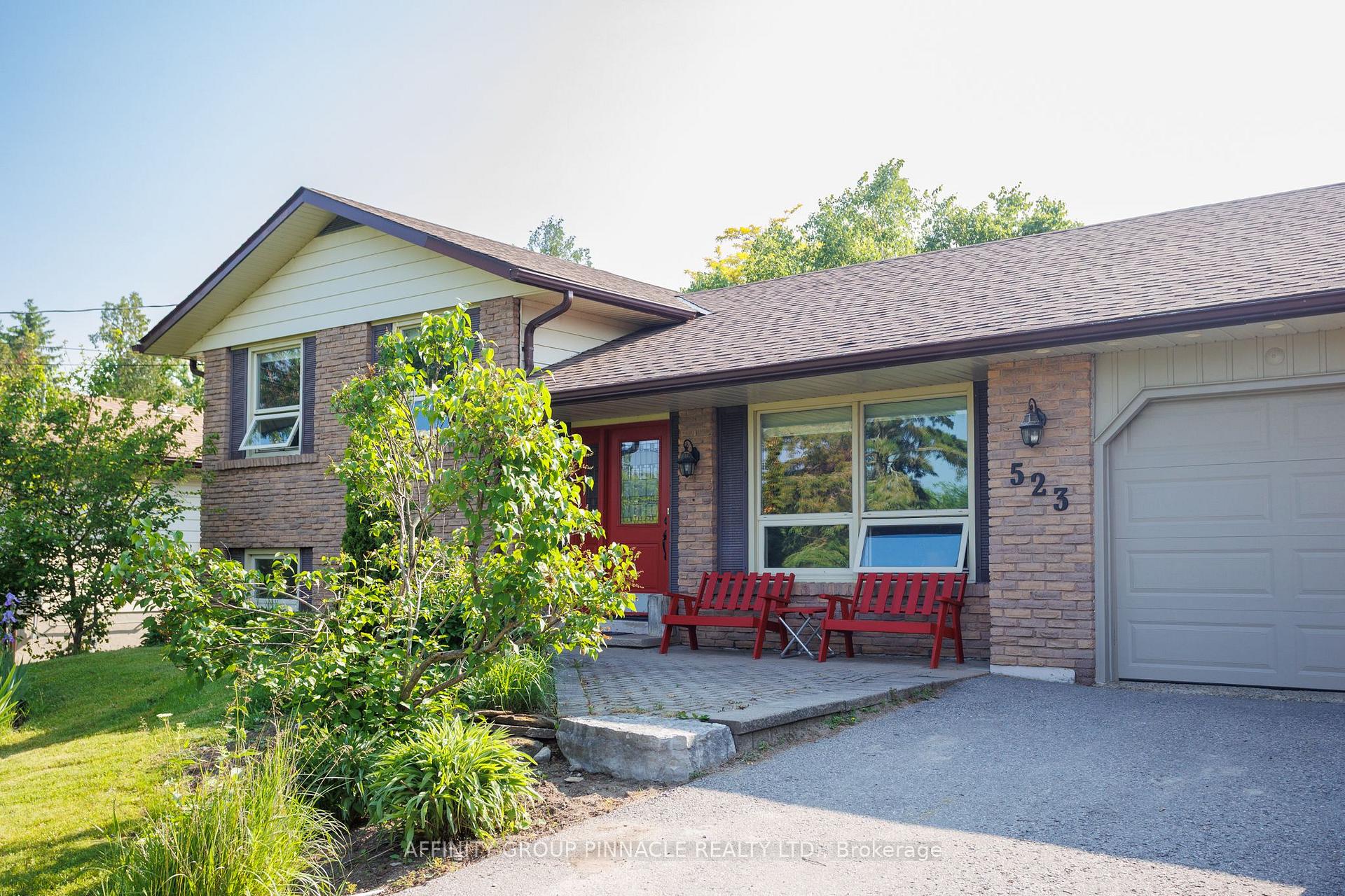 Photo 3 of 523 George Street, Brock, Beaverton — HOMEH
