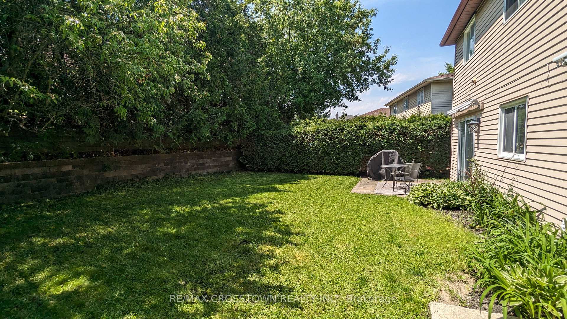 Photo 30 of 243 Lillian Crescent, Barrie, Sunnidale — HOMEH