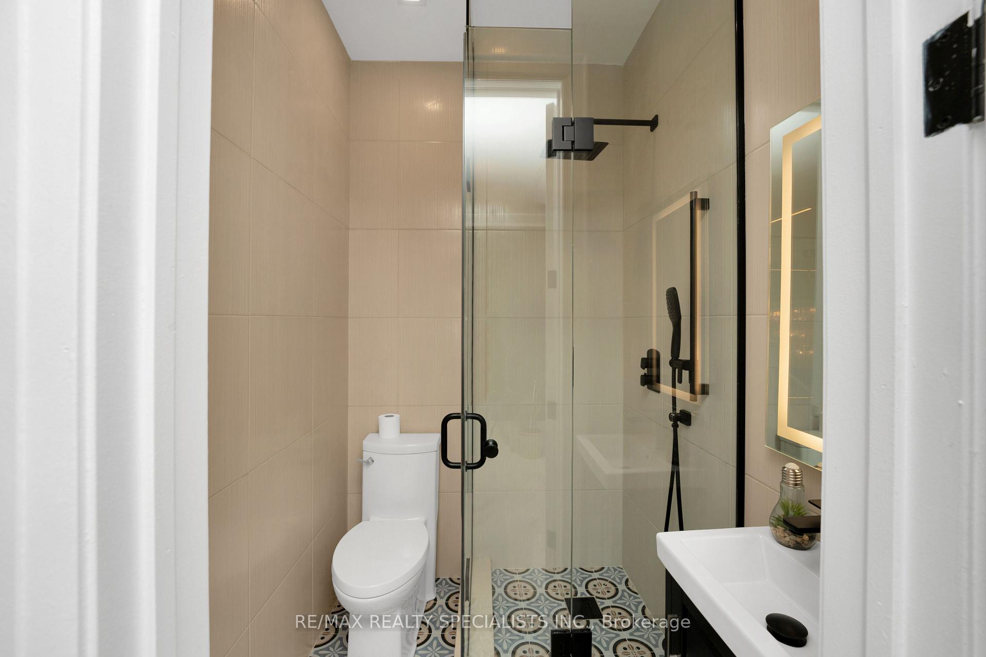 Photo 23 of 62 Silver Fox Place, Vaughan, Rural Vaughan — HOMEH