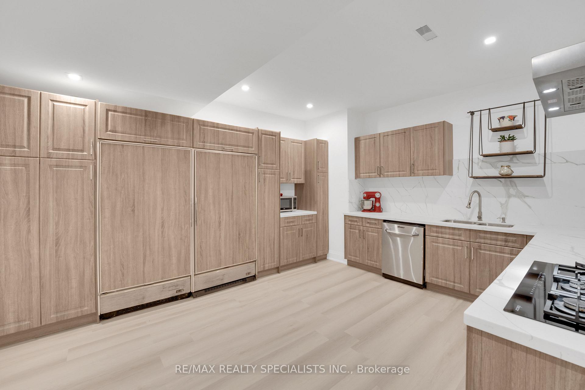 Photo 35 of 62 Silver Fox Place, Vaughan, Rural Vaughan — HOMEH