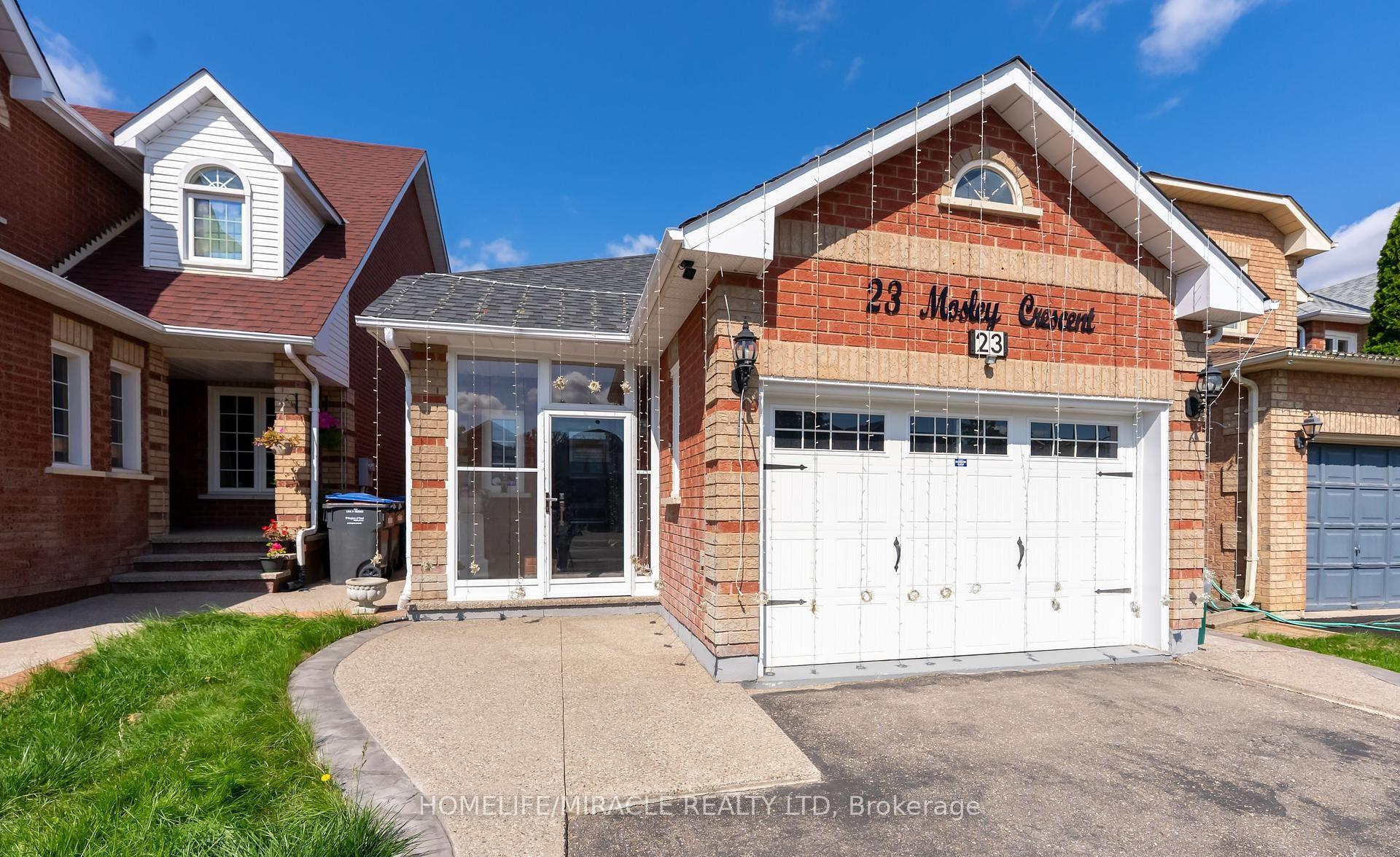 Photo 2 of 23 Mosley Crescent, Brampton, Fletcher's West — HOMEH