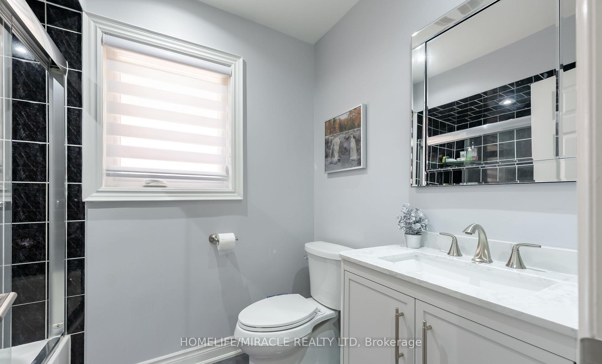 Photo 12 of 23 Mosley Crescent, Brampton, Fletcher's West — HOMEH