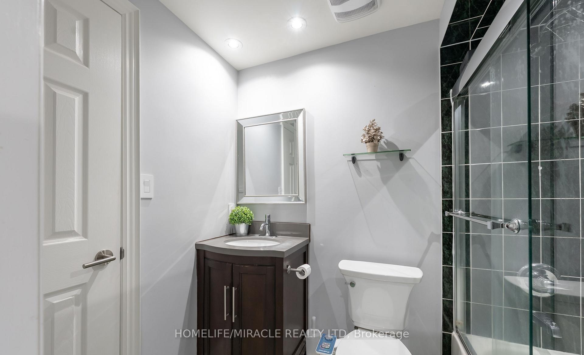 Photo 14 of 23 Mosley Crescent, Brampton, Fletcher's West — HOMEH