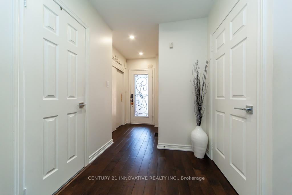 Photo 4 of 56 Royal Appian Crescent, Vaughan, Patterson — HOMEH