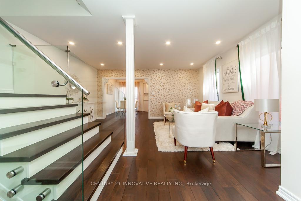 Photo 6 of 56 Royal Appian Crescent, Vaughan, Patterson — HOMEH