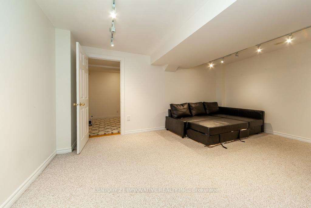 Photo 32 of 56 Royal Appian Crescent, Vaughan, Patterson — HOMEH