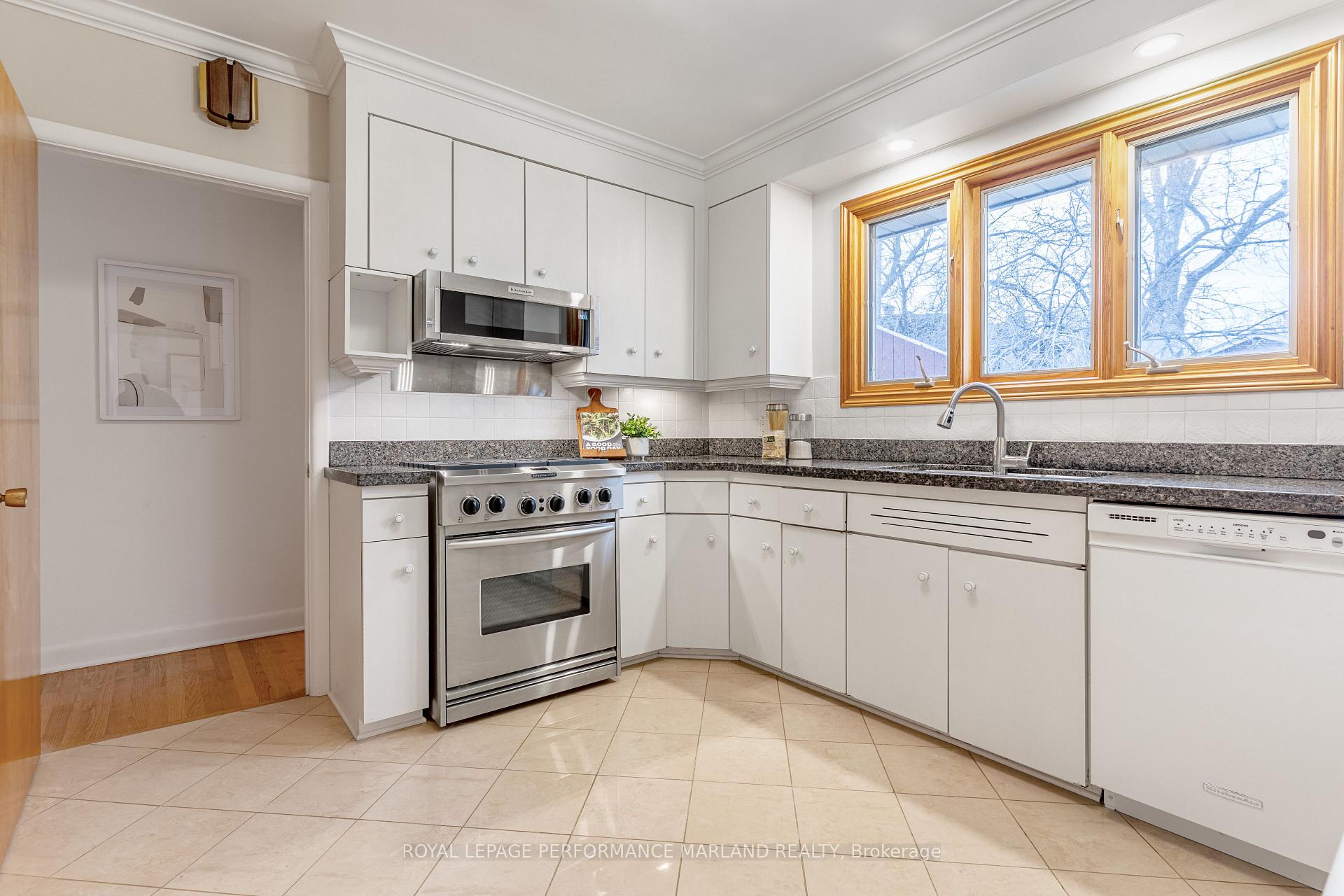 Photo 11 of 1871 Wembley Avenue, Ottawa, Carlingwood — HOMEH