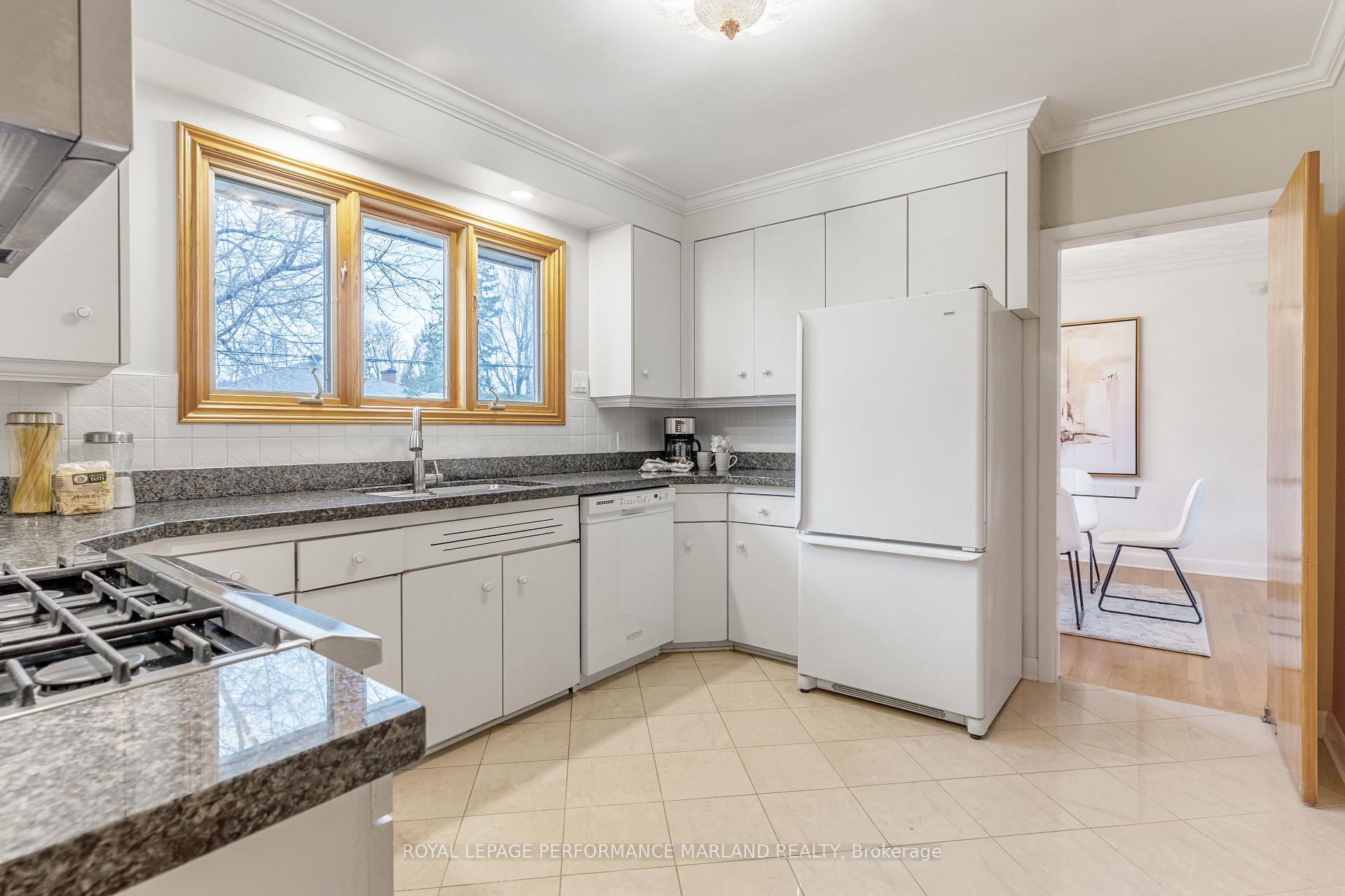 Photo 12 of 1871 Wembley Avenue, Ottawa, Carlingwood — HOMEH
