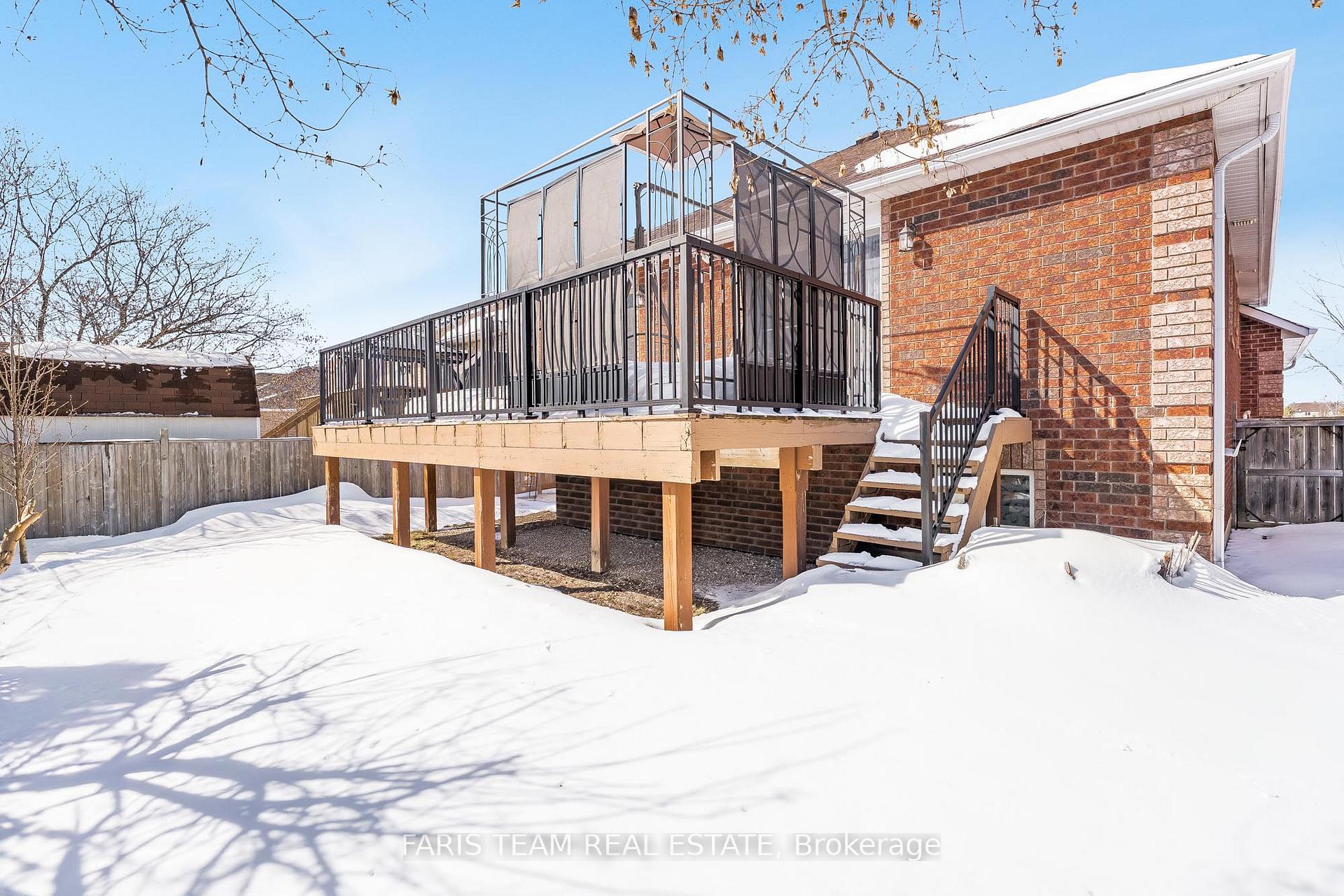 Photo 19 of 25 Catherine Drive, Barrie, Painswick South — HOMEH