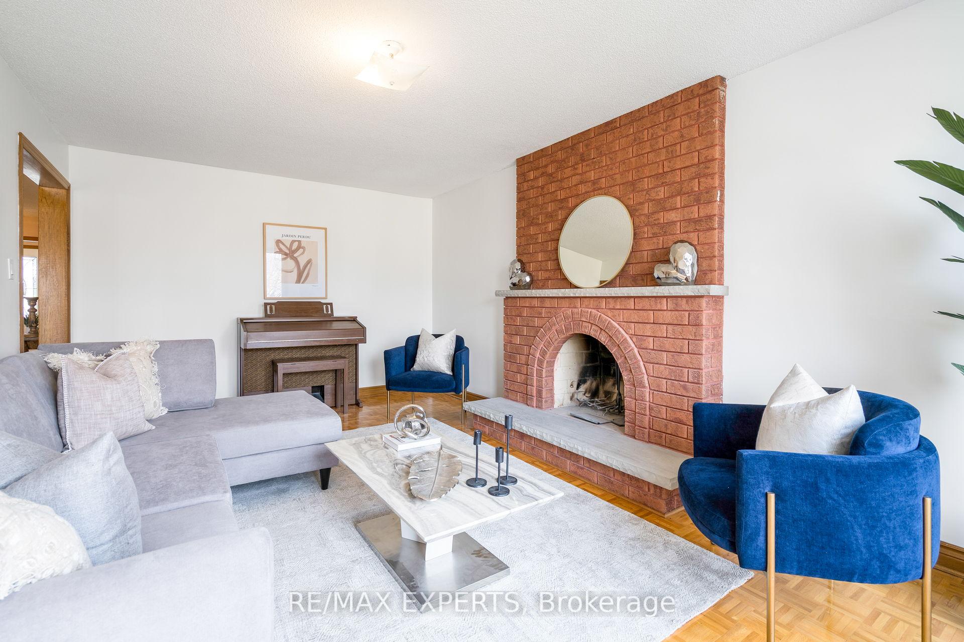 Photo 12 of 5 Cabaletta Crescent, Vaughan, West Woodbridge — HOMEH