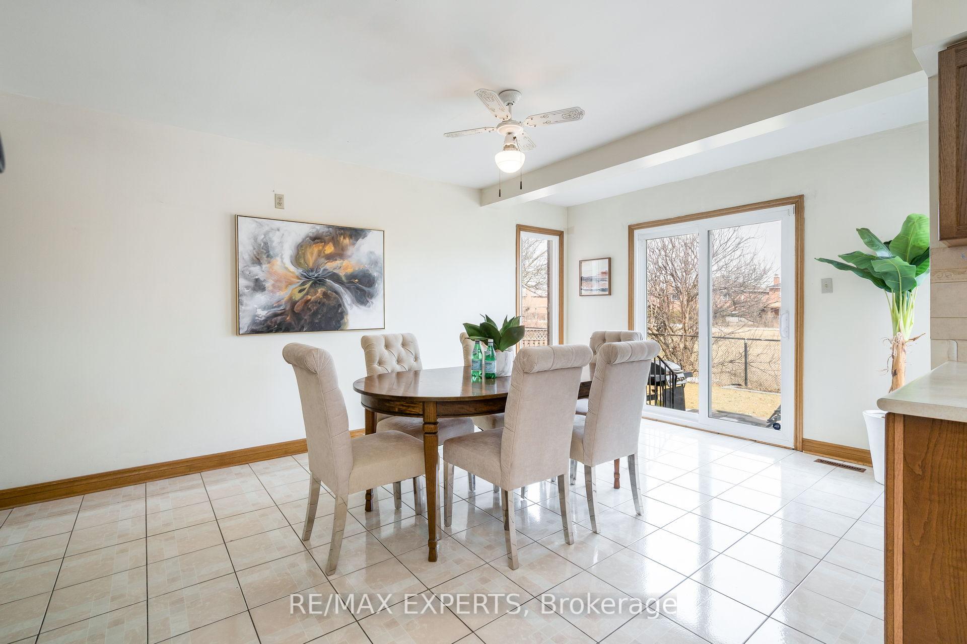 Photo 15 of 5 Cabaletta Crescent, Vaughan, West Woodbridge — HOMEH