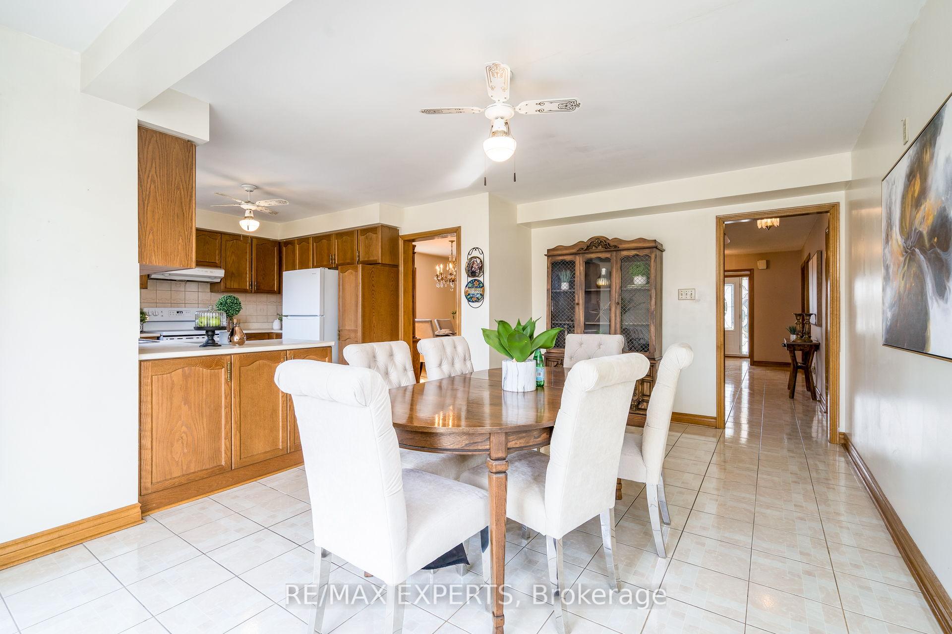 Photo 16 of 5 Cabaletta Crescent, Vaughan, West Woodbridge — HOMEH