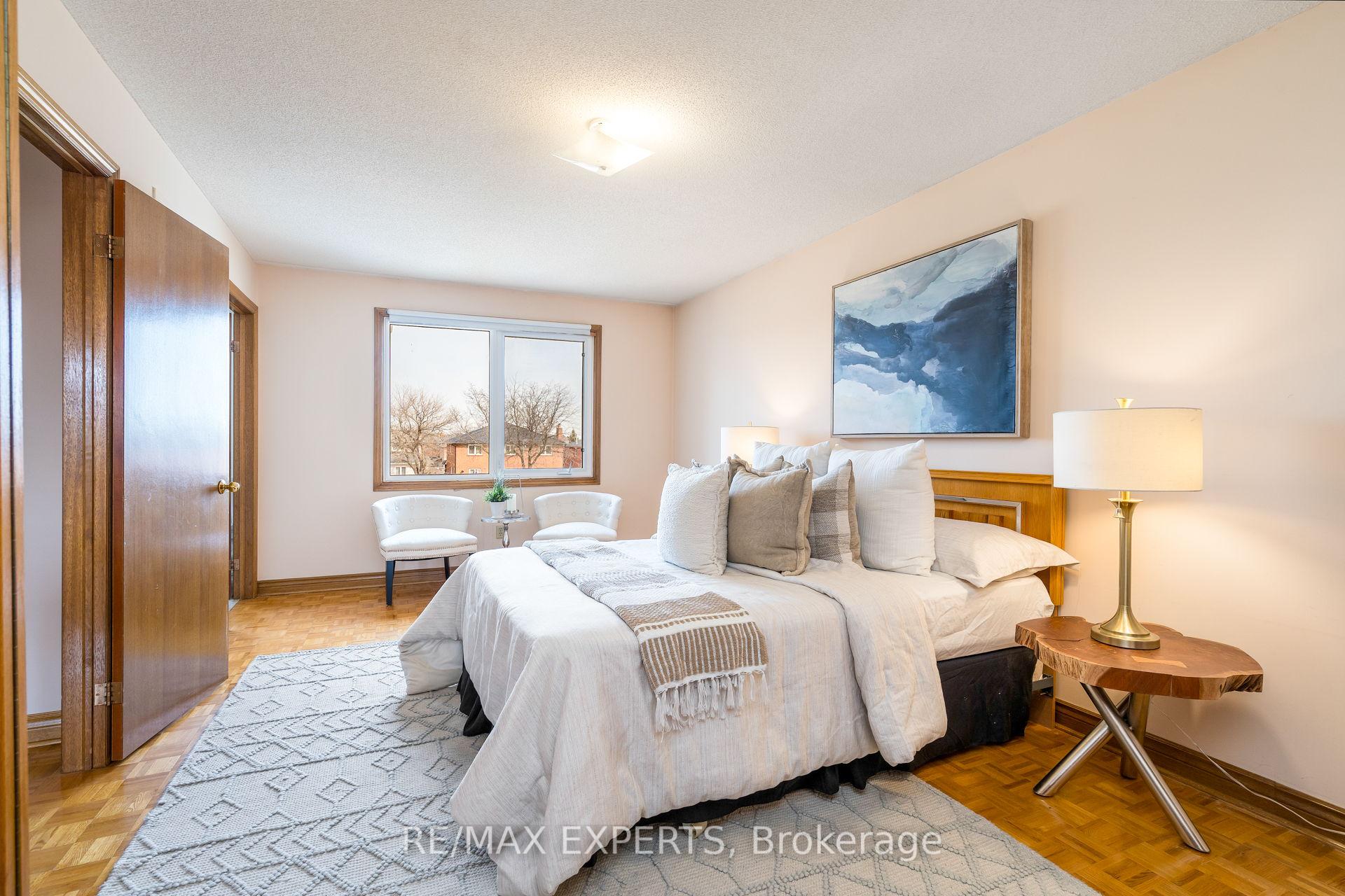 Photo 21 of 5 Cabaletta Crescent, Vaughan, West Woodbridge — HOMEH