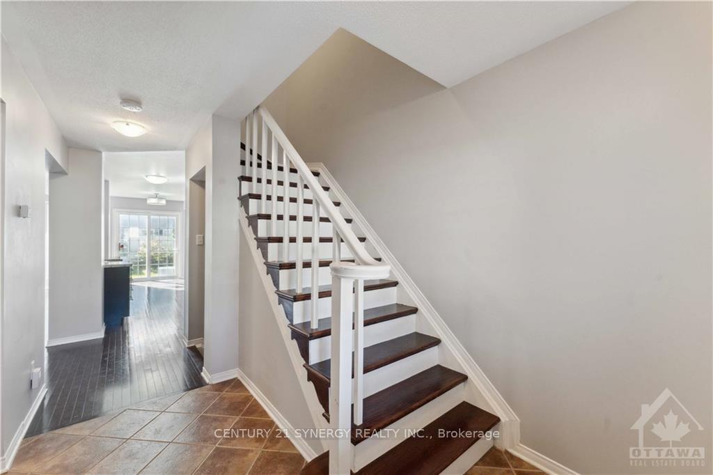Photo 3 of 133 Braddock Private, Ottawa, Barrhaven - Stonebridge — HOMEH