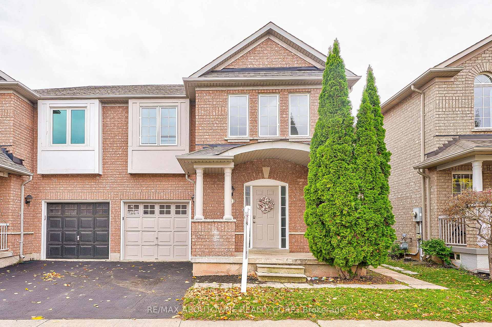 Photo 1 of 556 Delphine Drive, Burlington, Appleby — HOMEH