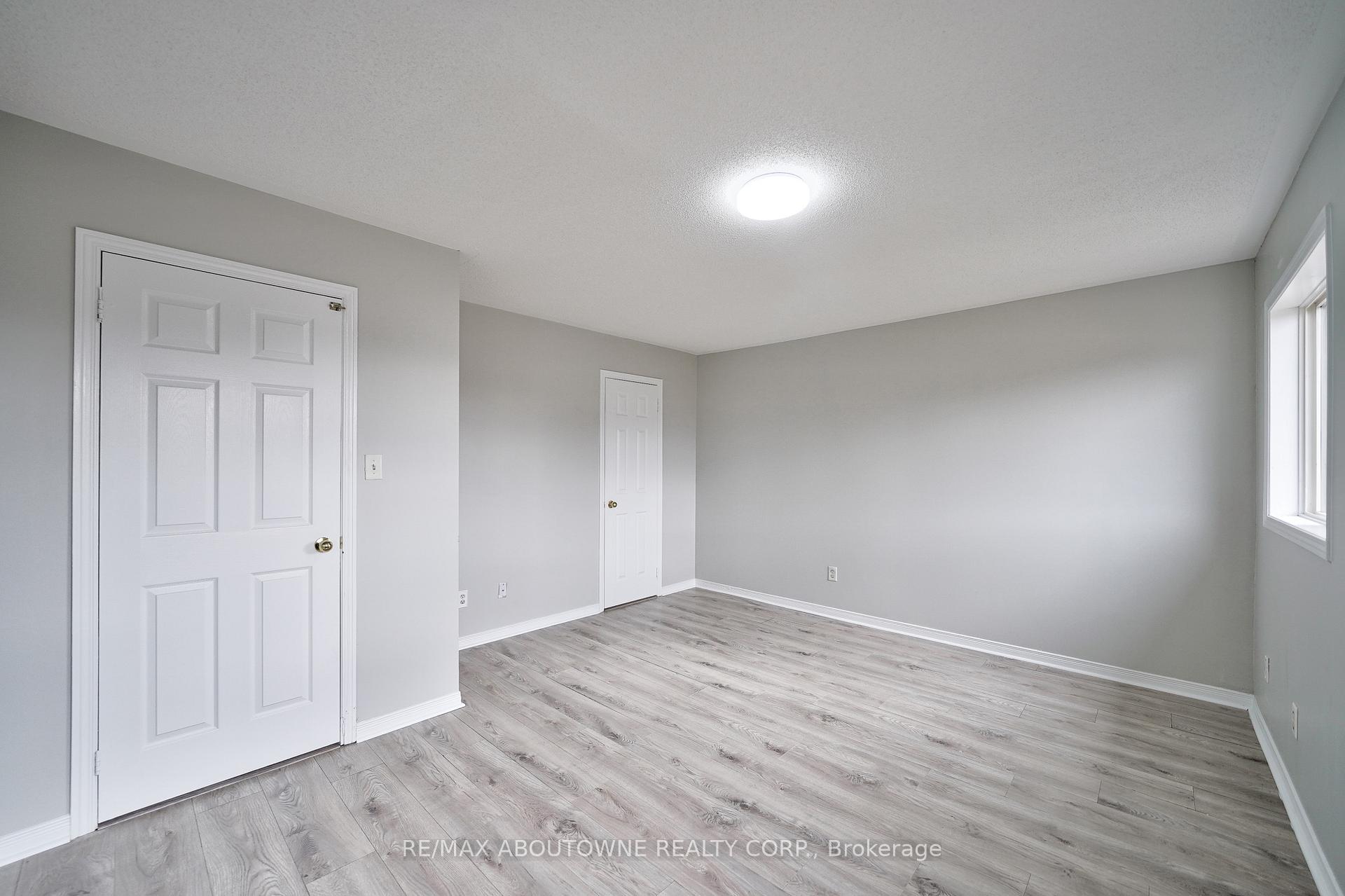 Photo 16 of 556 Delphine Drive, Burlington, Appleby — HOMEH