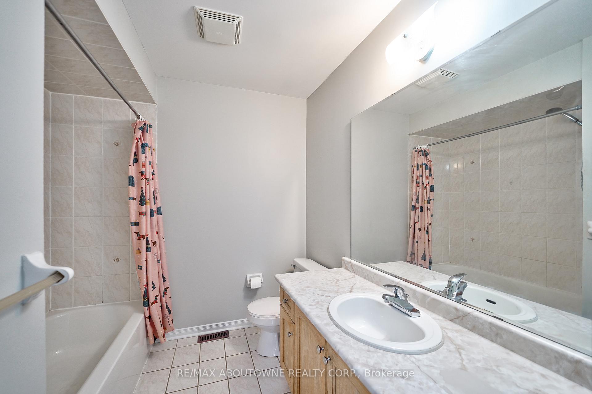 Photo 26 of 556 Delphine Drive, Burlington, Appleby — HOMEH