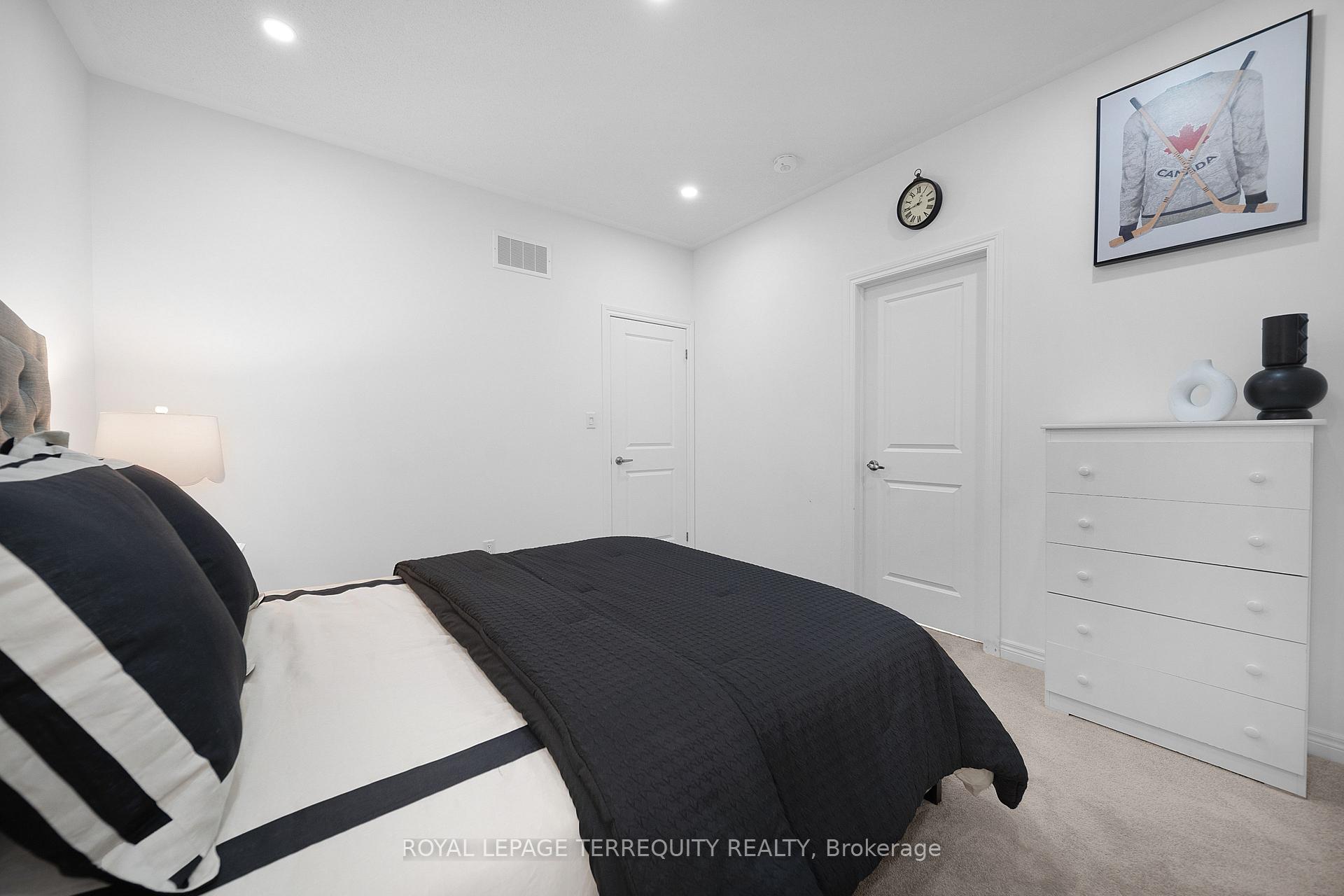 Photo 33 of 372 Clockwork Drive, Brampton, Northwest Brampton — HOMEH