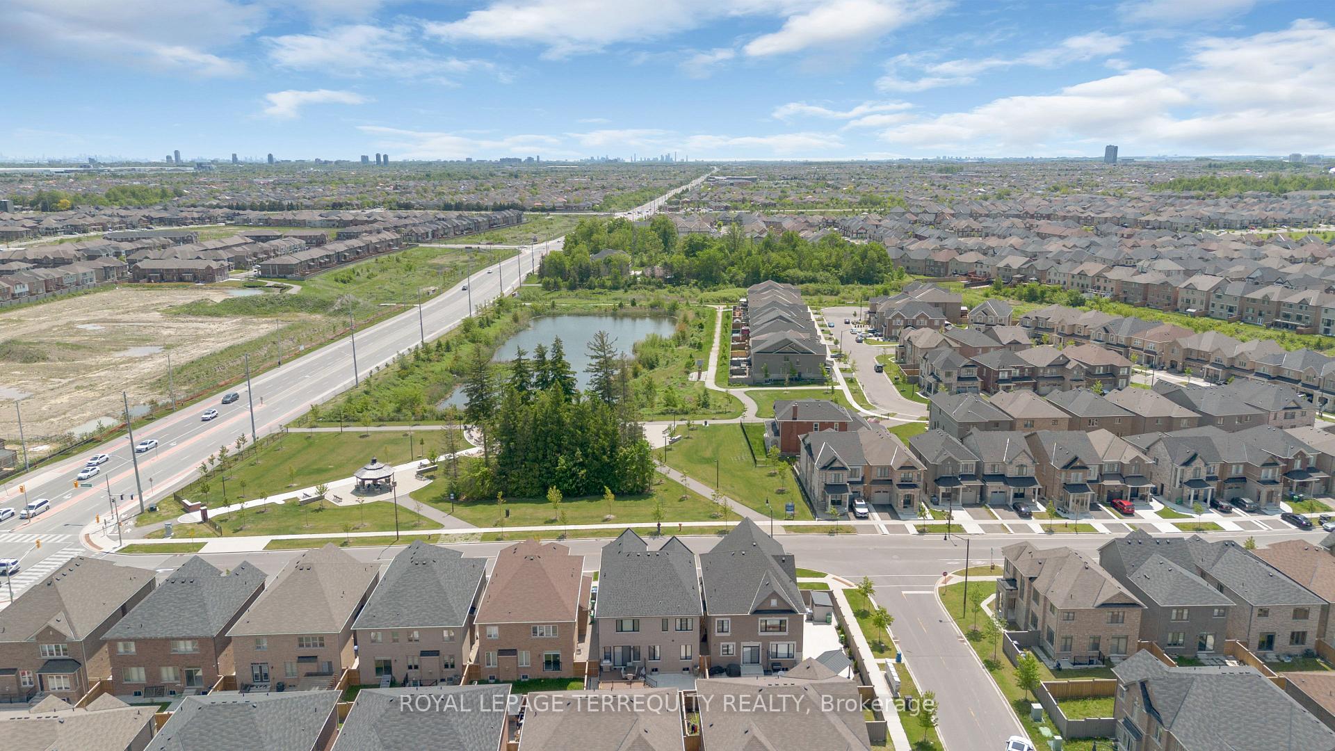 Photo 49 of 372 Clockwork Drive, Brampton, Northwest Brampton — HOMEH