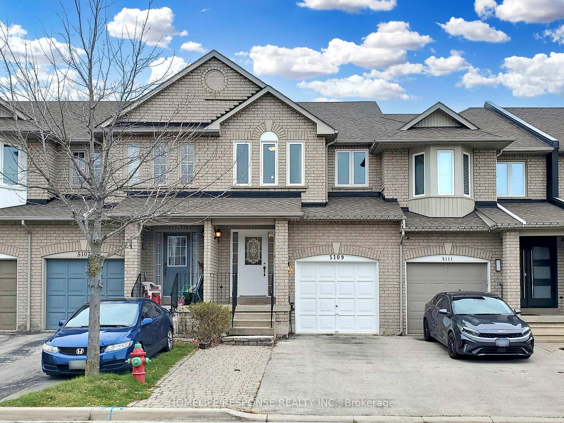 Front of 5109 Falconcrest Drive