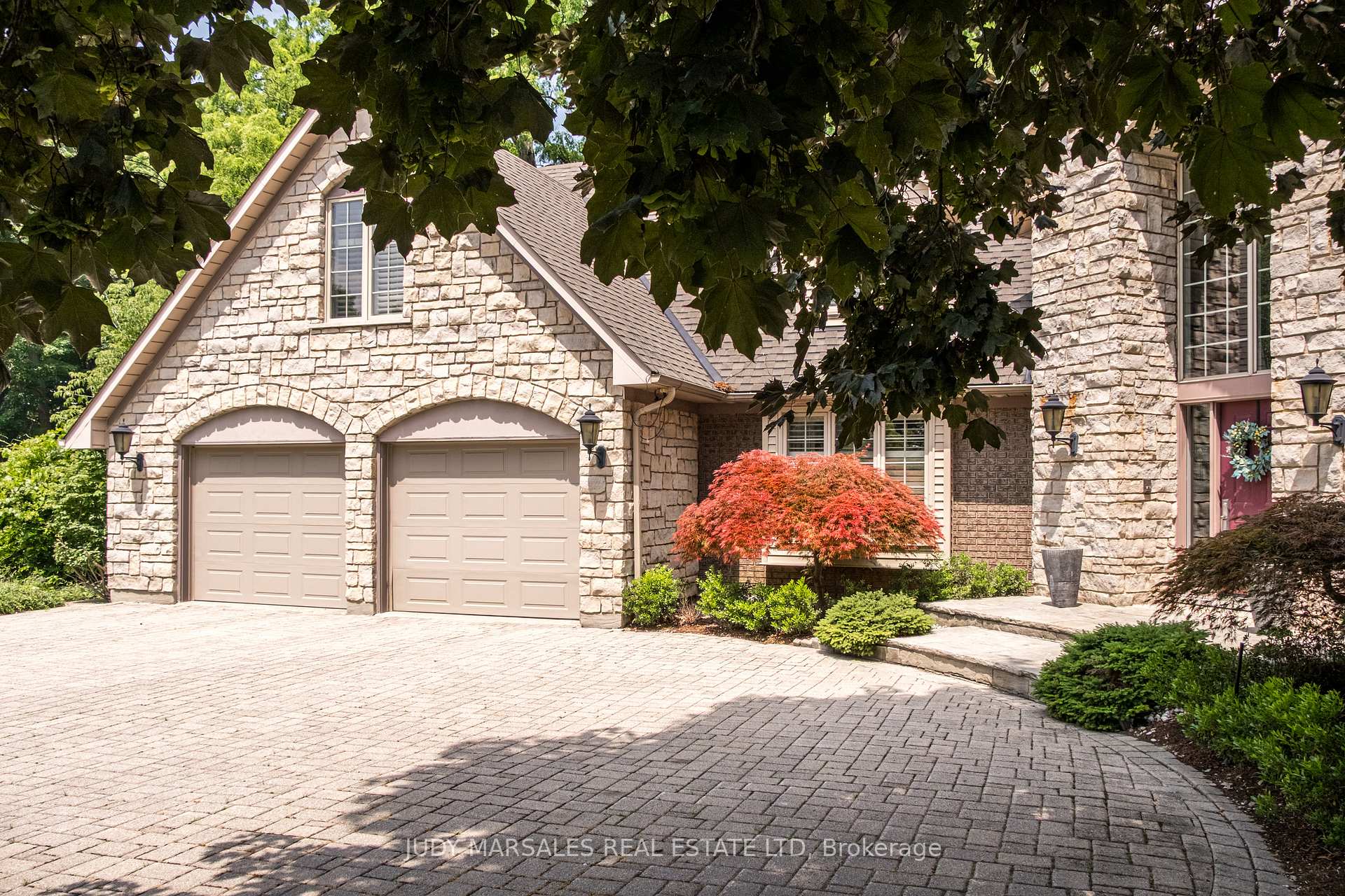 Photo 5 of 66B South Street W, Hamilton, Dundas — HOMEH