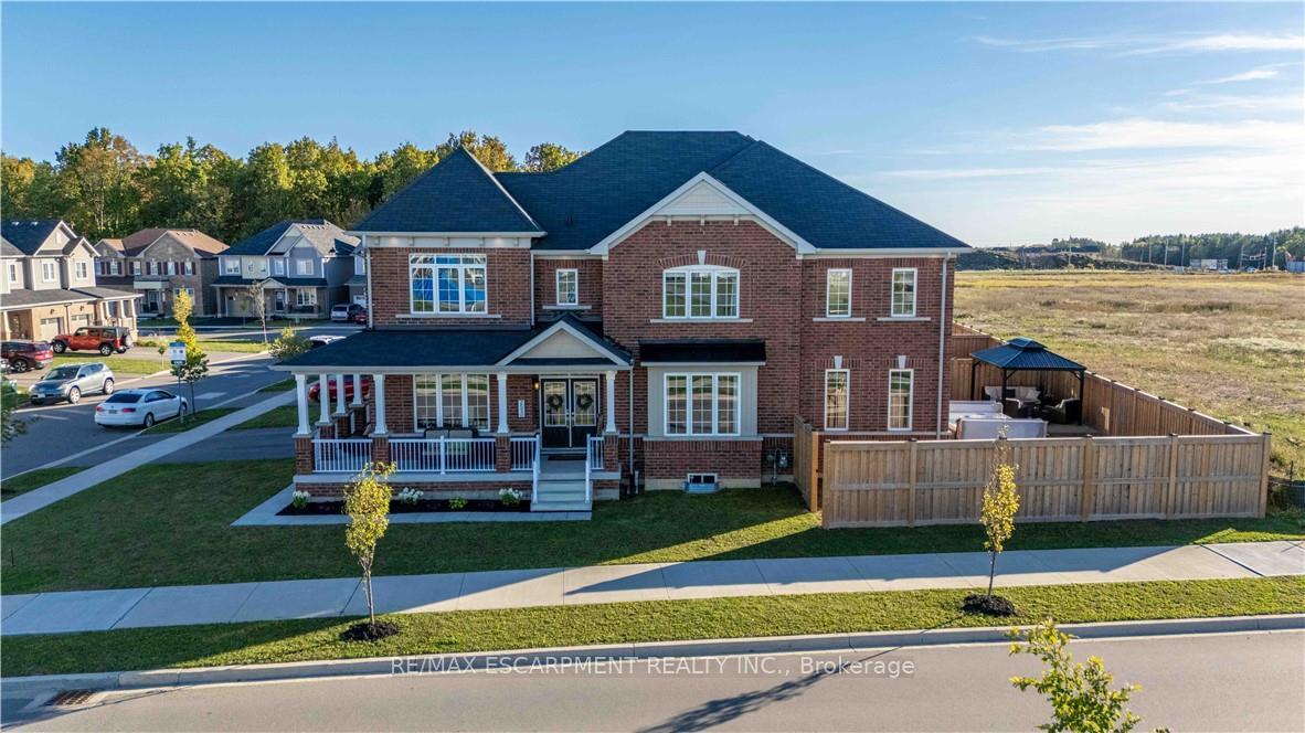 Front of 253 Kinsman Drive