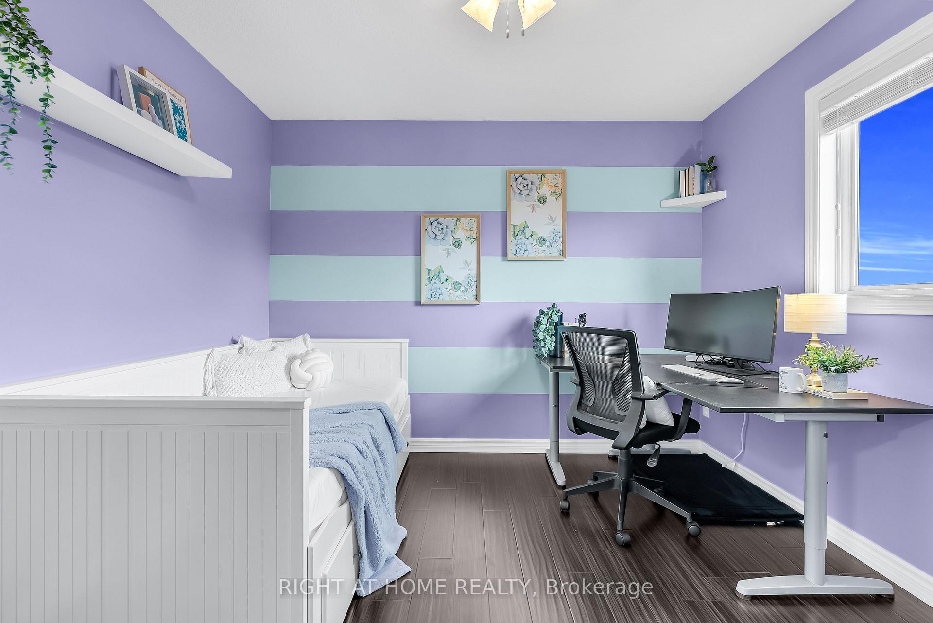 Photo 24 of 25 Stoneglen Way, Hamilton, Mount Hope — HOMEH