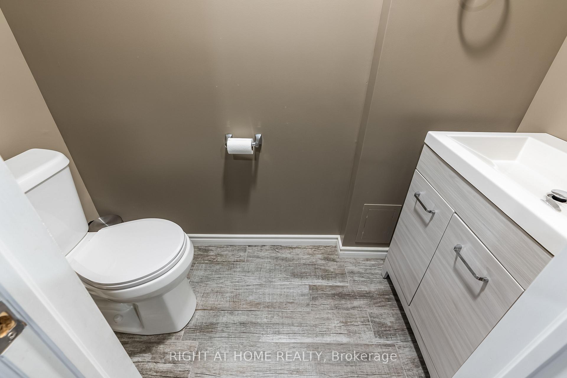 Photo 32 of 25 Stoneglen Way, Hamilton, Mount Hope — HOMEH